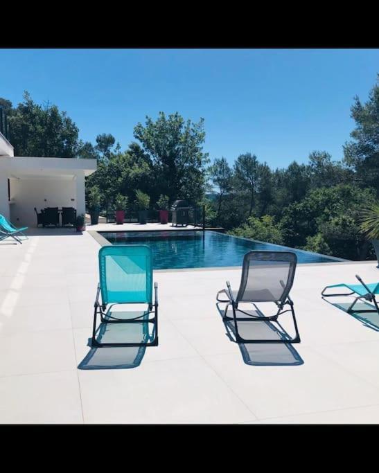 Petit Paradis Sur Golf Flassans-sur-Issole Exteriér fotografie